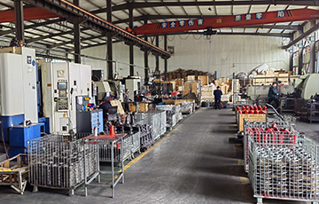 5、Machining Workshop For Iron Parts